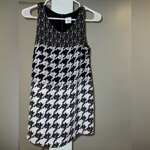 Cabi Broken Check  Top Size XS Black White Houndstooth Sleeveless